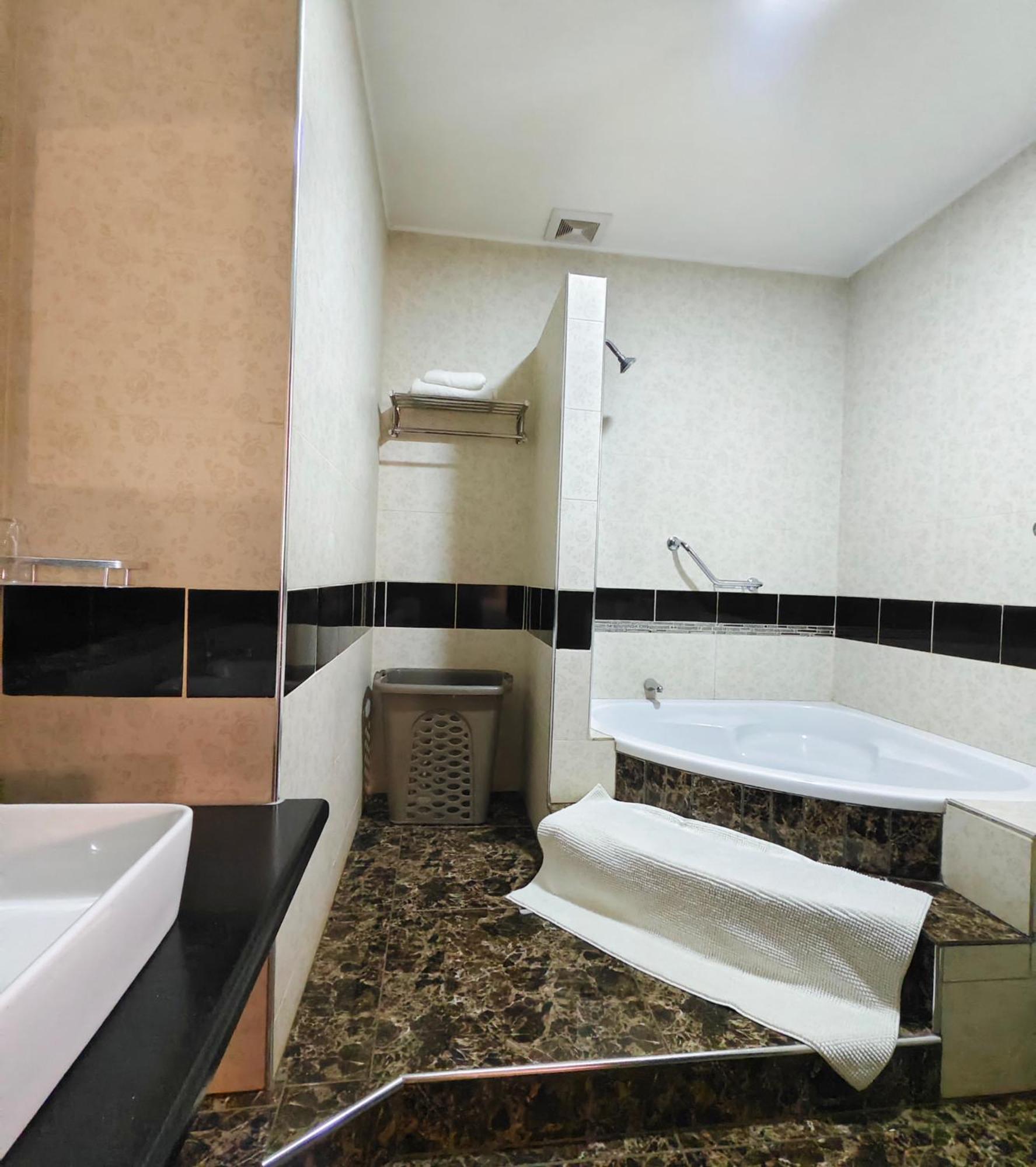 Annavilla7 Lilongwe Hotel Экстерьер фото